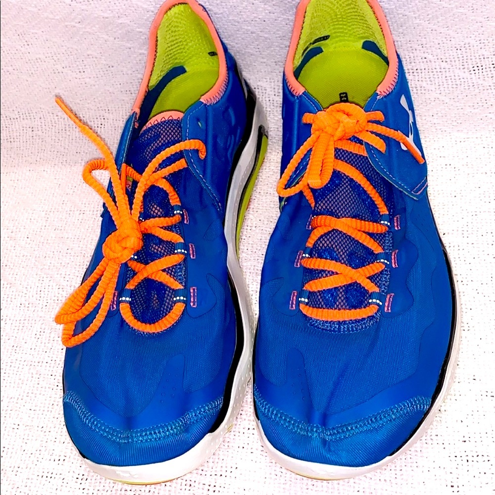 Under armor 4D Foam MICRO G shoes new